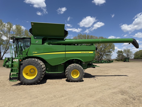 2022 John Deere S780 - Photo6