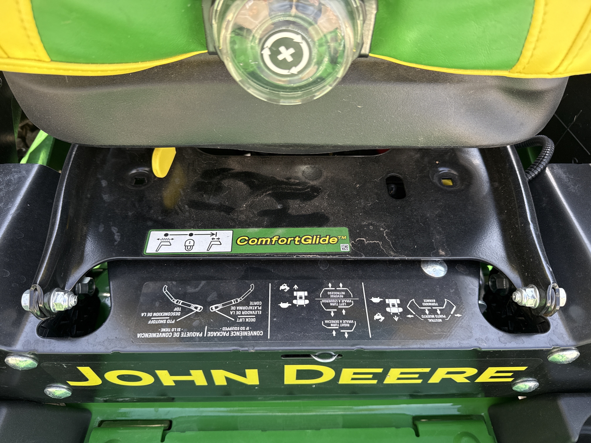 2024 John Deere Z920M Image 21