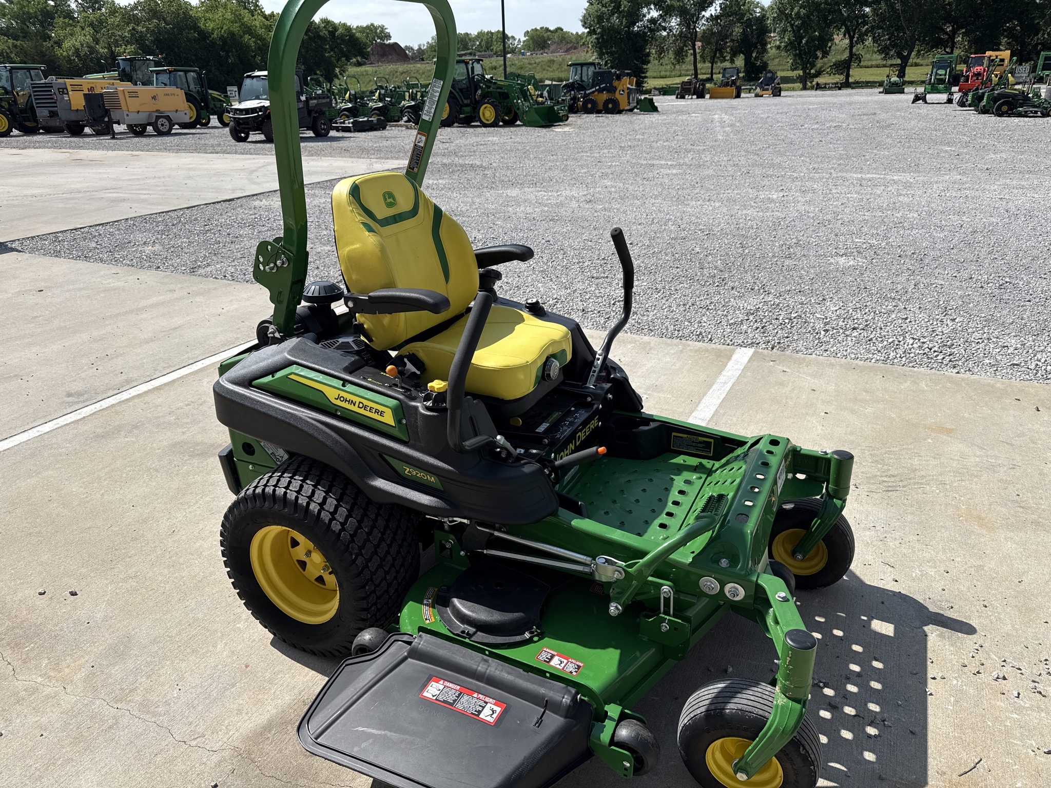 2024 John Deere Z920M Image 11