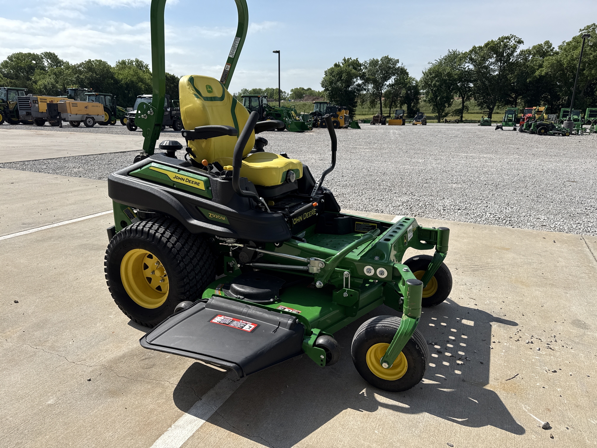 2024 John Deere Z920M Image 10