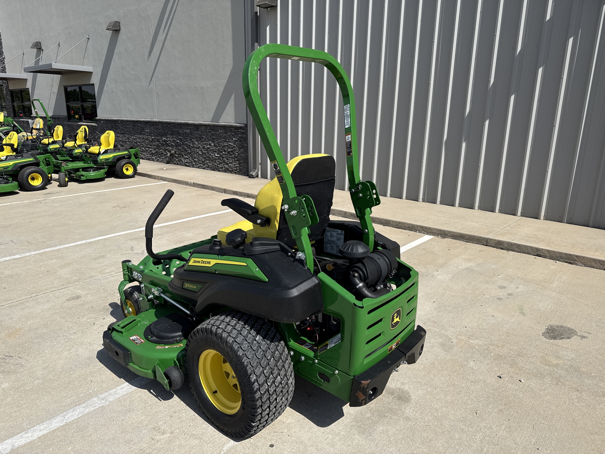 2024 John Deere Z920M Image 5