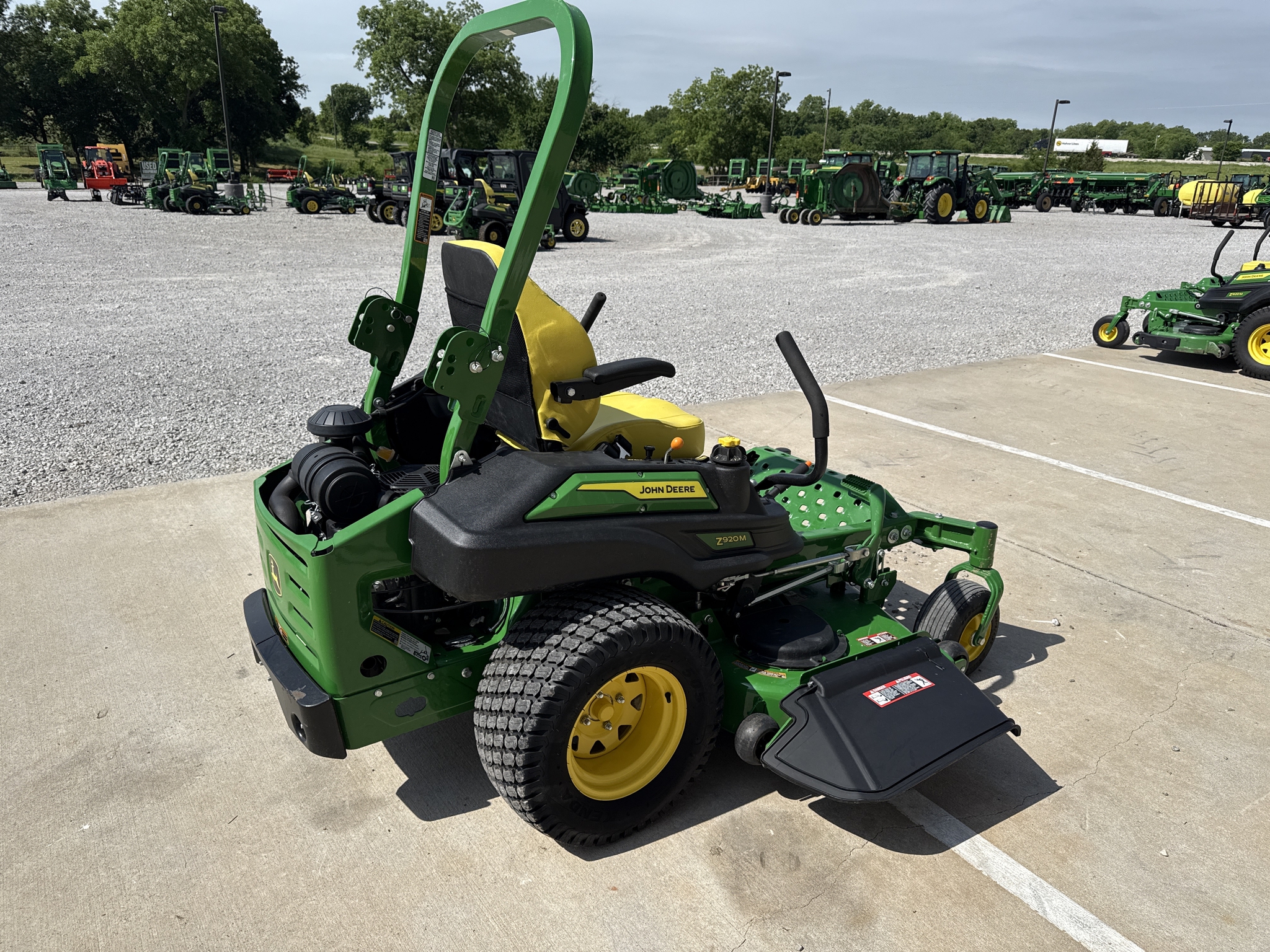 2024 John Deere Z920M Image 12