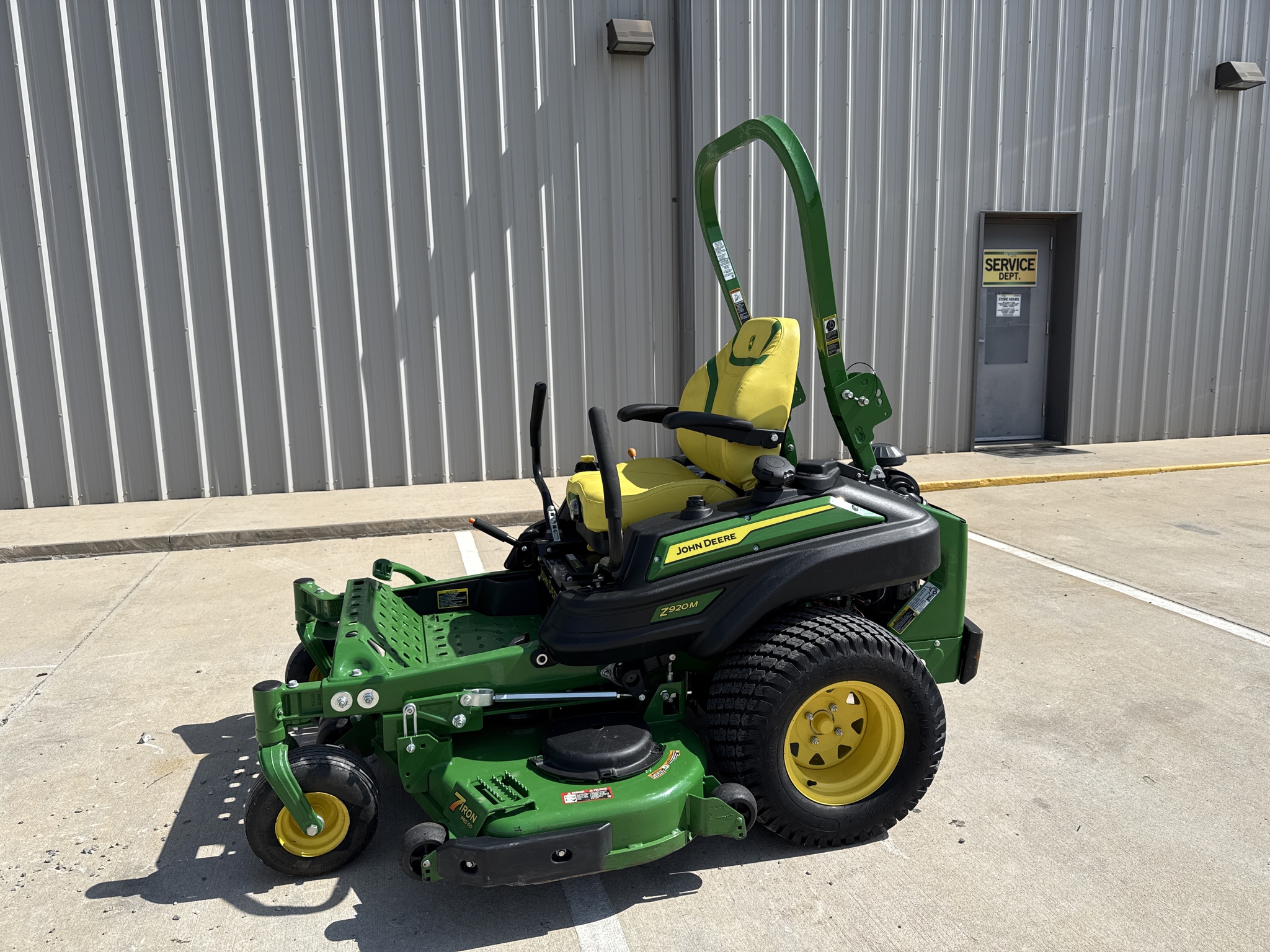 2024 John Deere Z920M Image 4