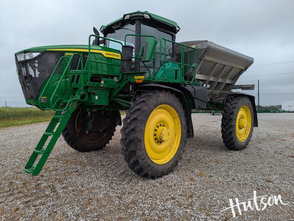 Photo of 2023 John Deere 600R