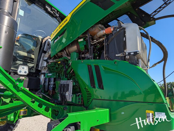 Photo of 2023 John Deere 600R