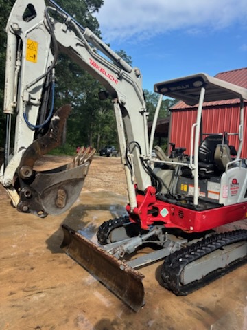 2022 Takeuchi TB225 Image 1