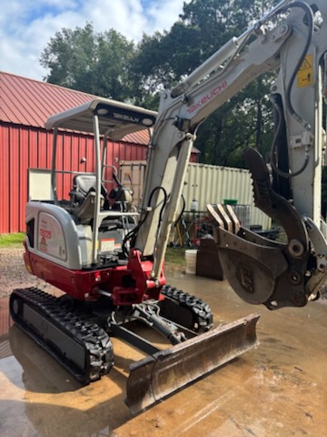 2022 Takeuchi TB225 Image 3