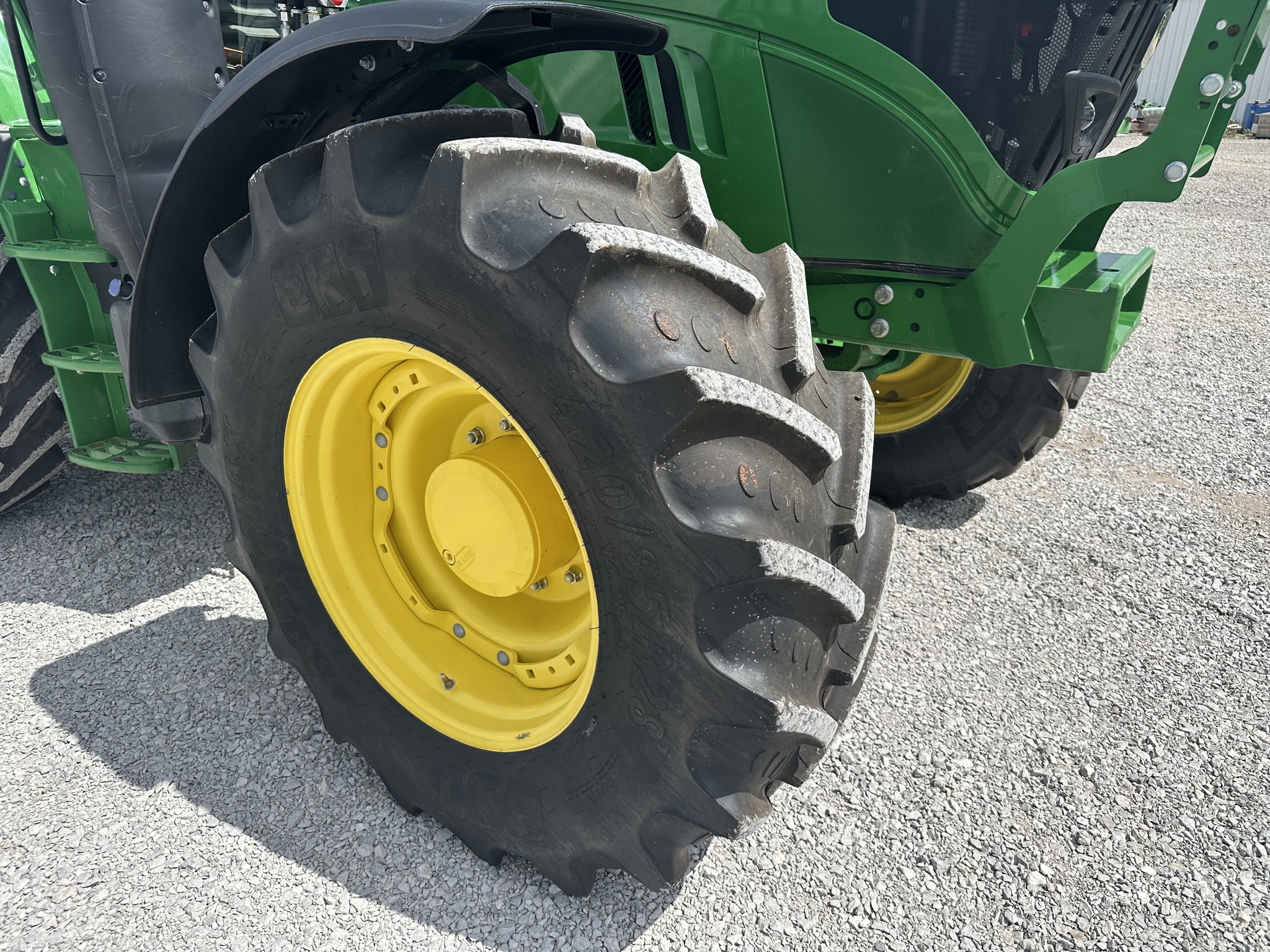 2023 John Deere 6155M Image 18