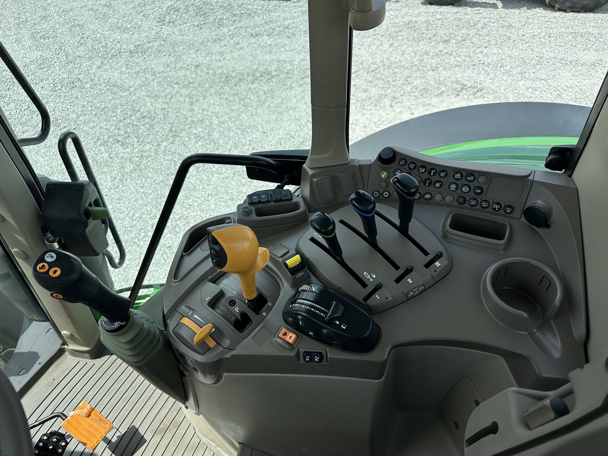 2023 John Deere 6155M Image 19