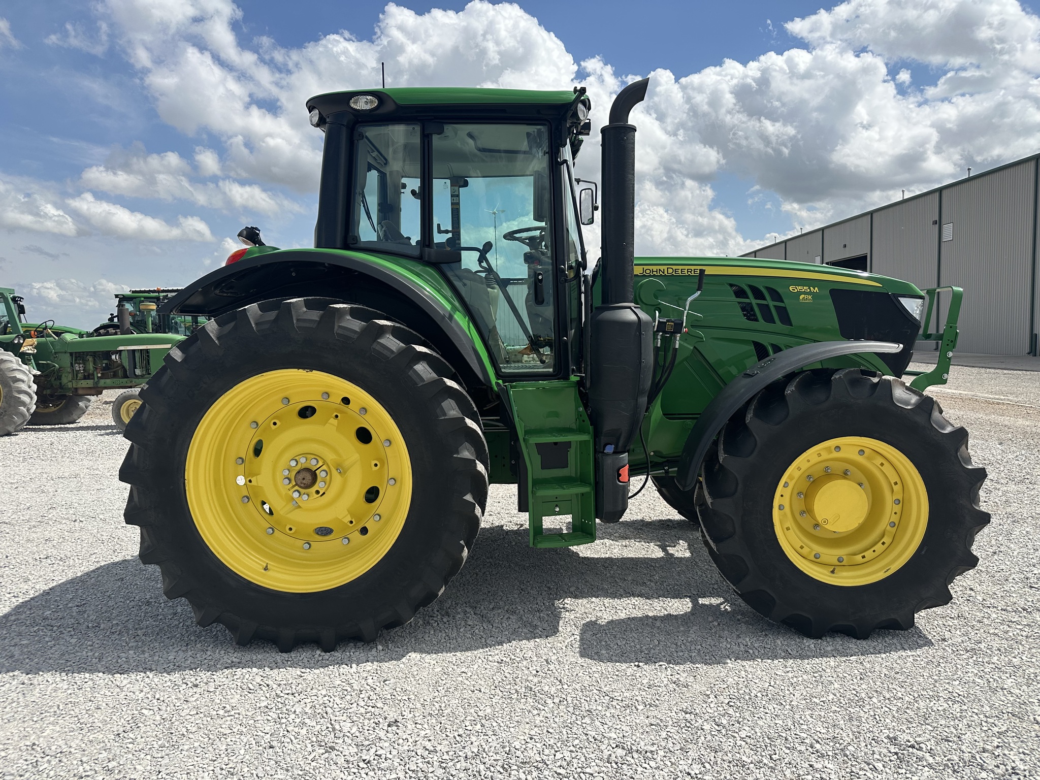 2023 John Deere 6155M Image 9