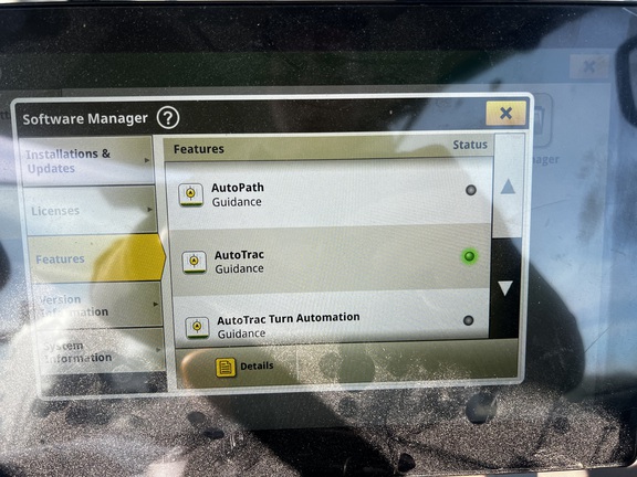 2025 John Deere 6R 215 - Photo29