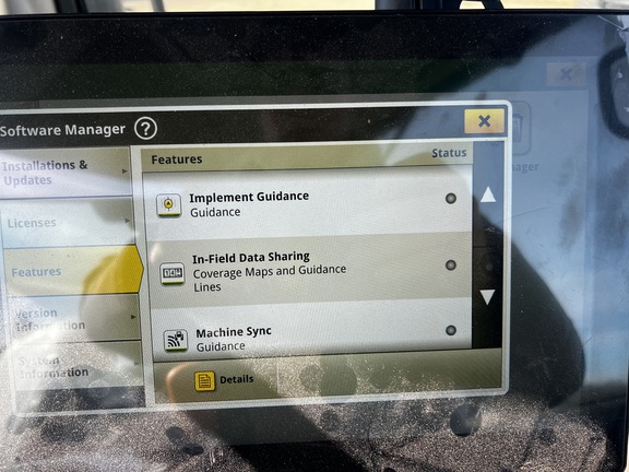 2025 John Deere 6R 215 - Photo31