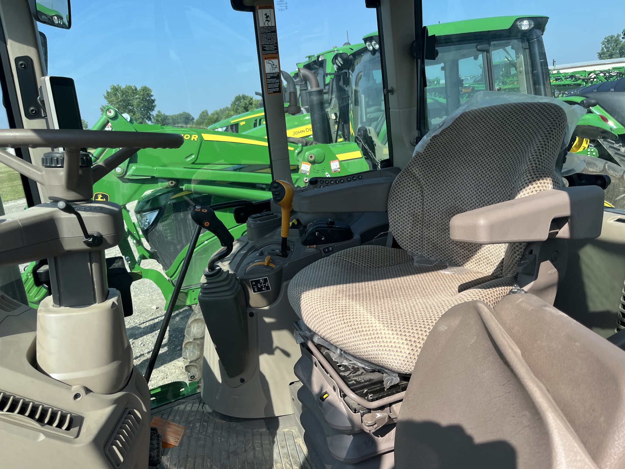 2024 John Deere 6145M Image 4
