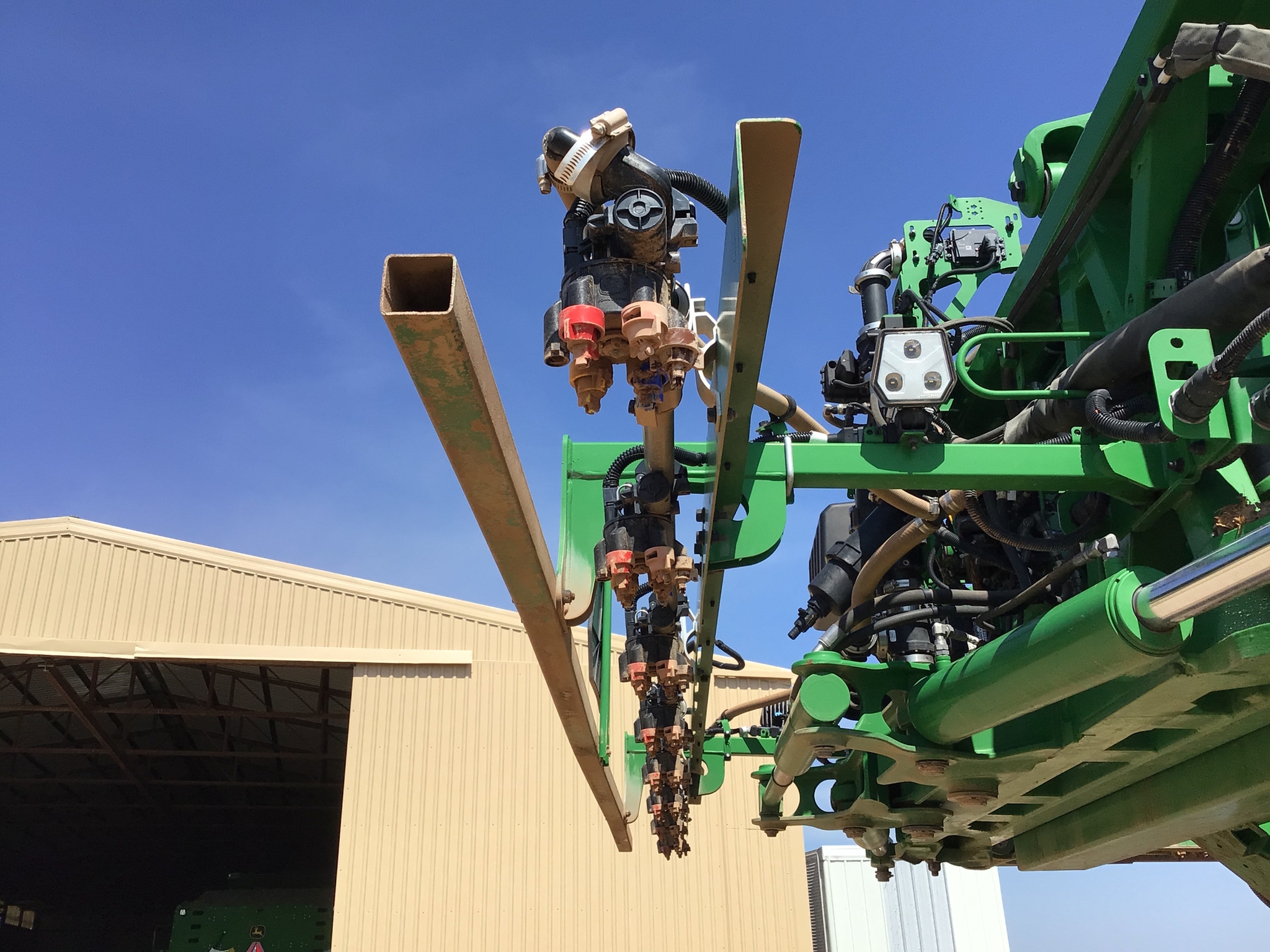 2022 John Deere 408R Image 9