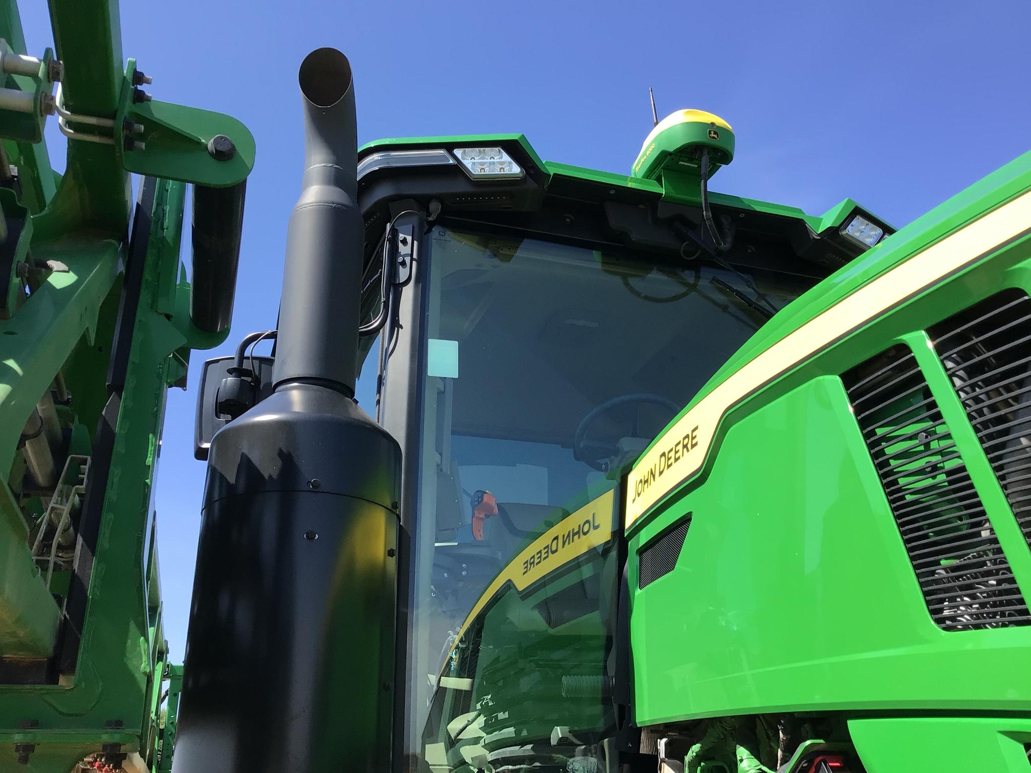 2022 John Deere 408R Image 23