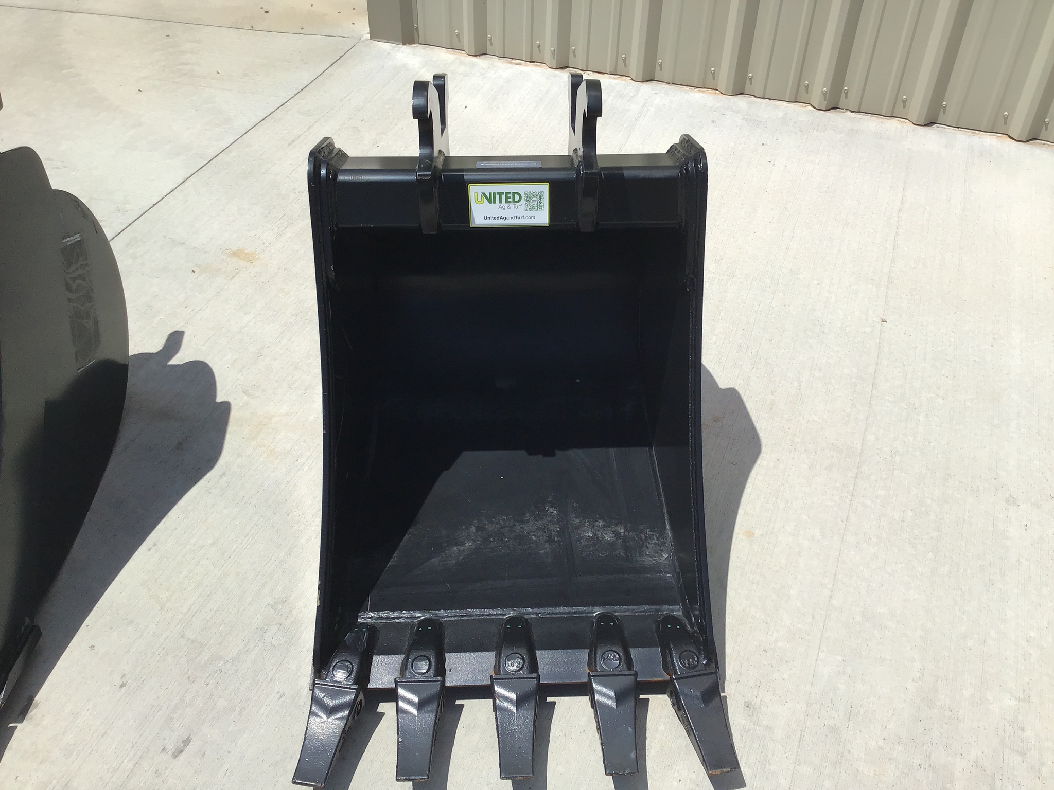 2024 John Deere BYT10991 24