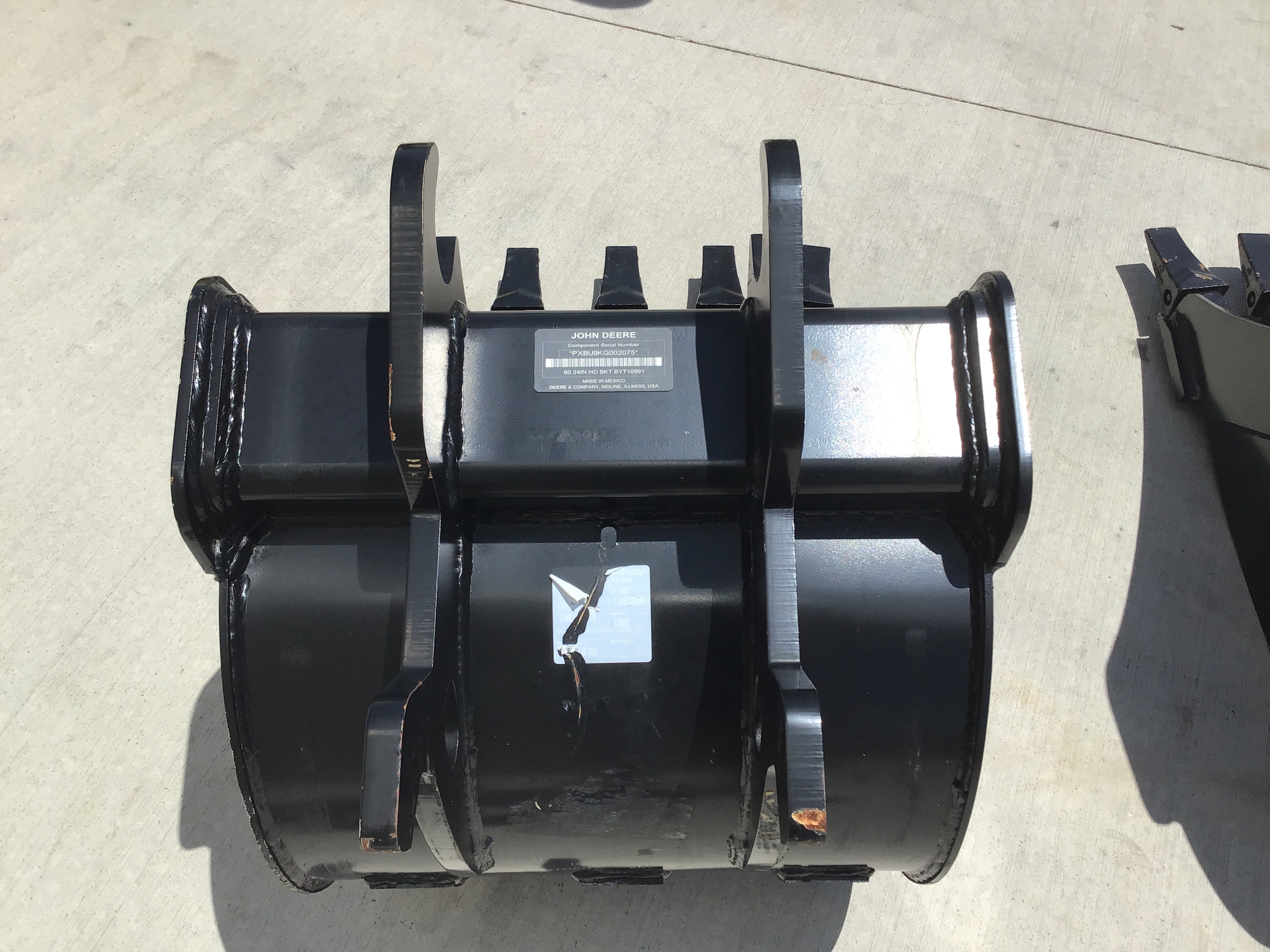 2024 John Deere BYT10991 24