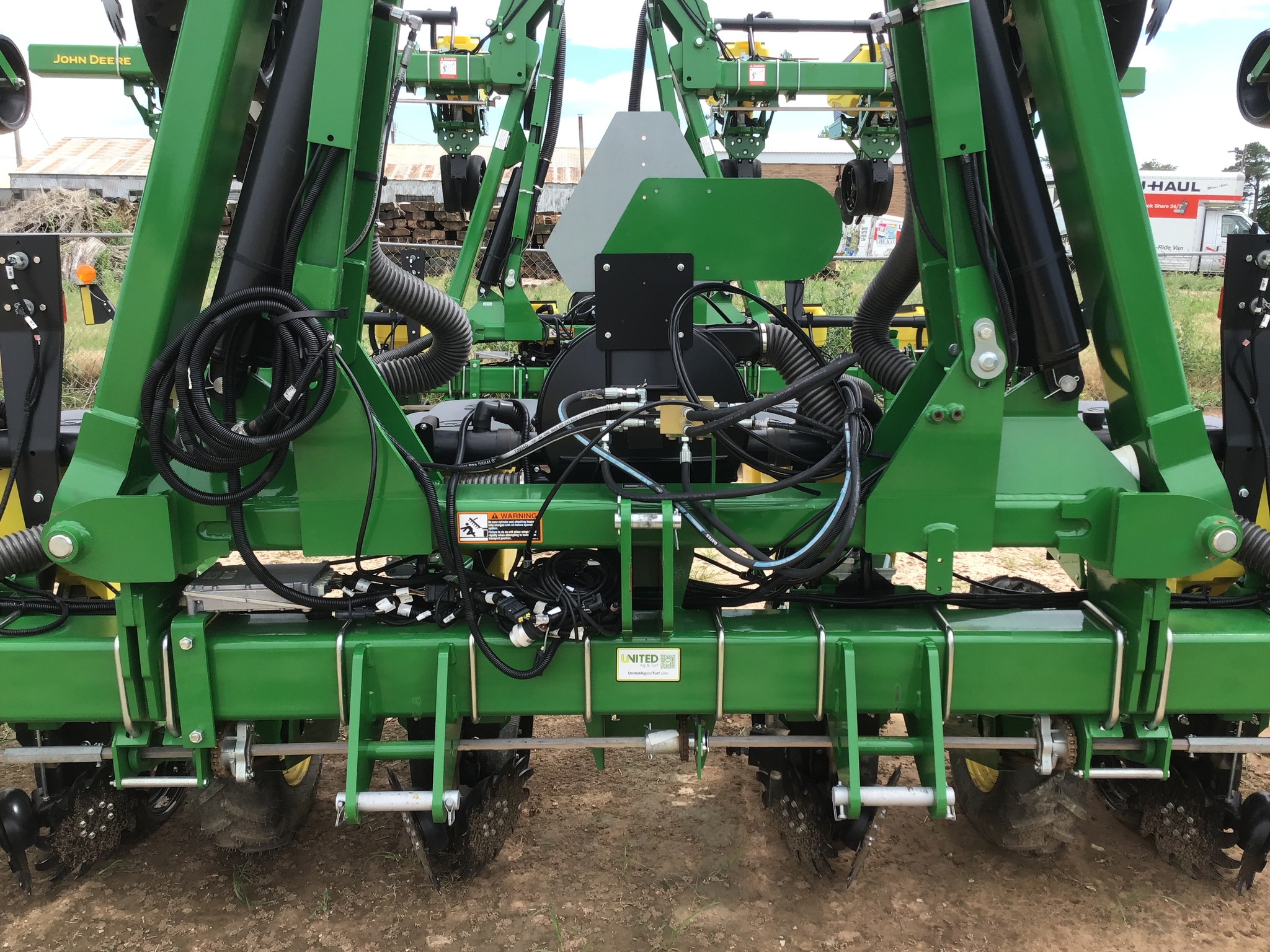 2024 John Deere 1725 Image 9