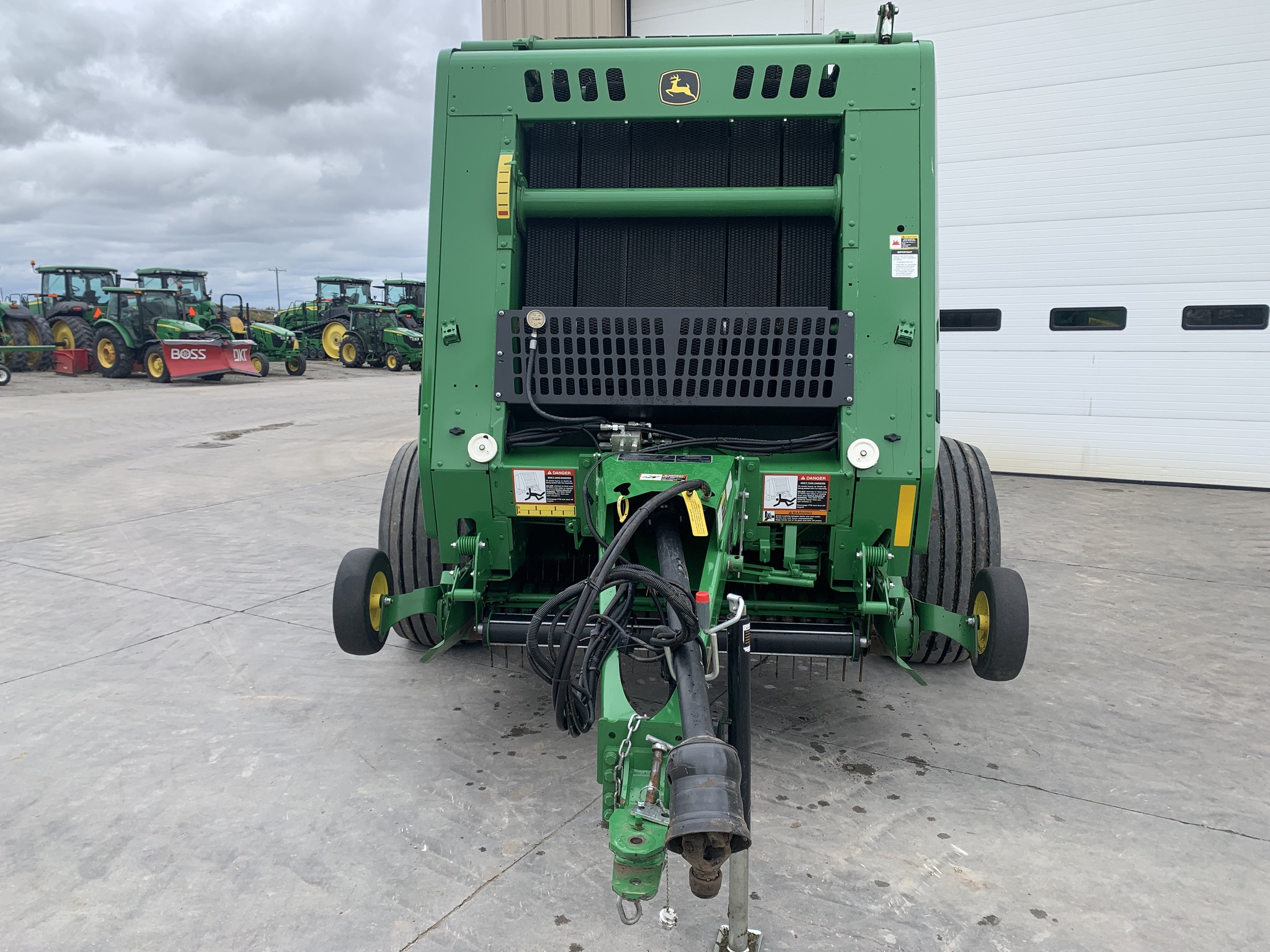 2021 John Deere 450M Image 8