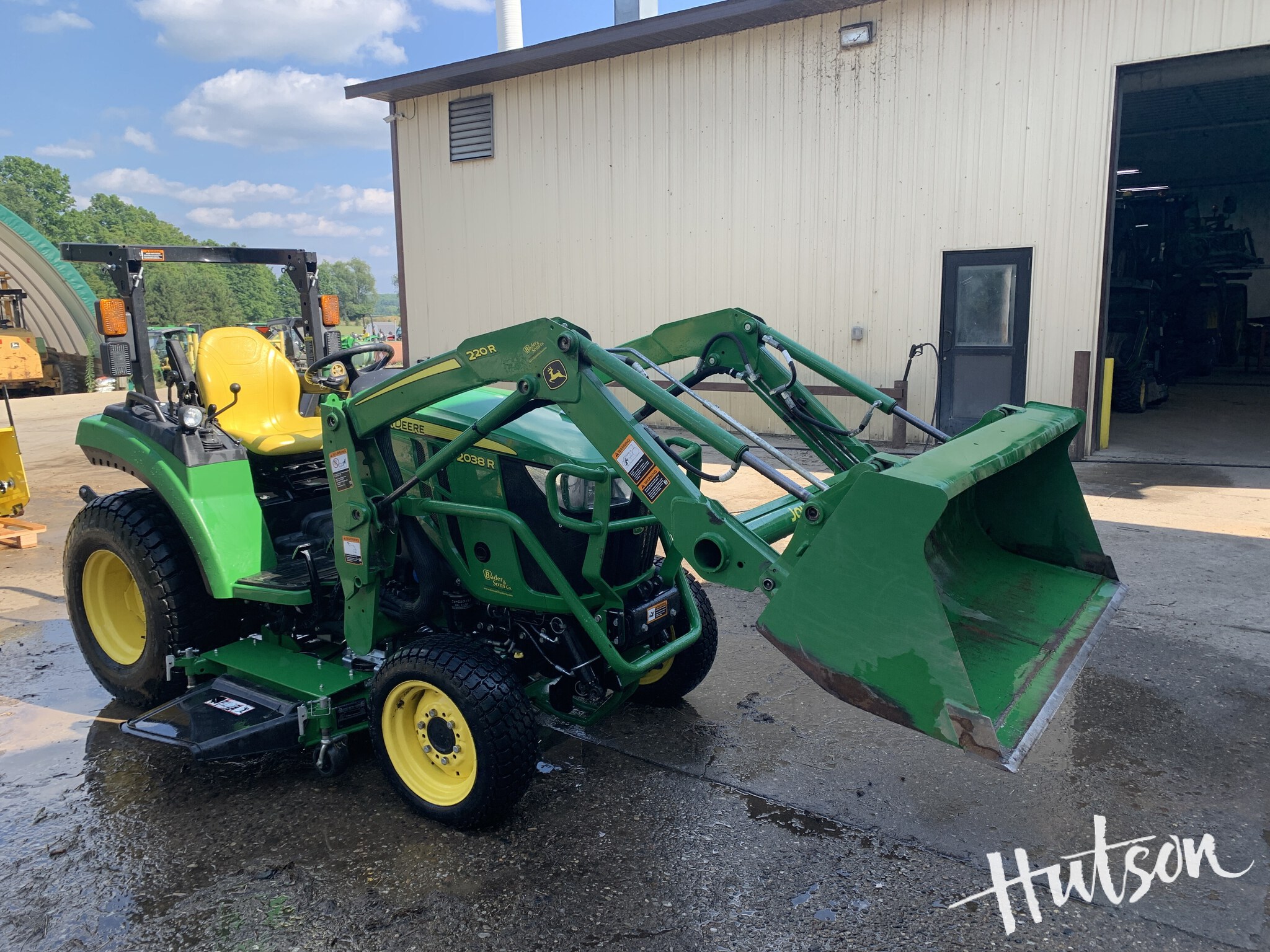 2019 John Deere 2038R