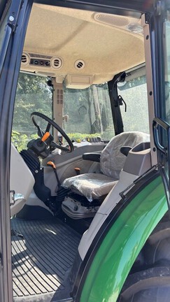 2025 John Deere 5100E