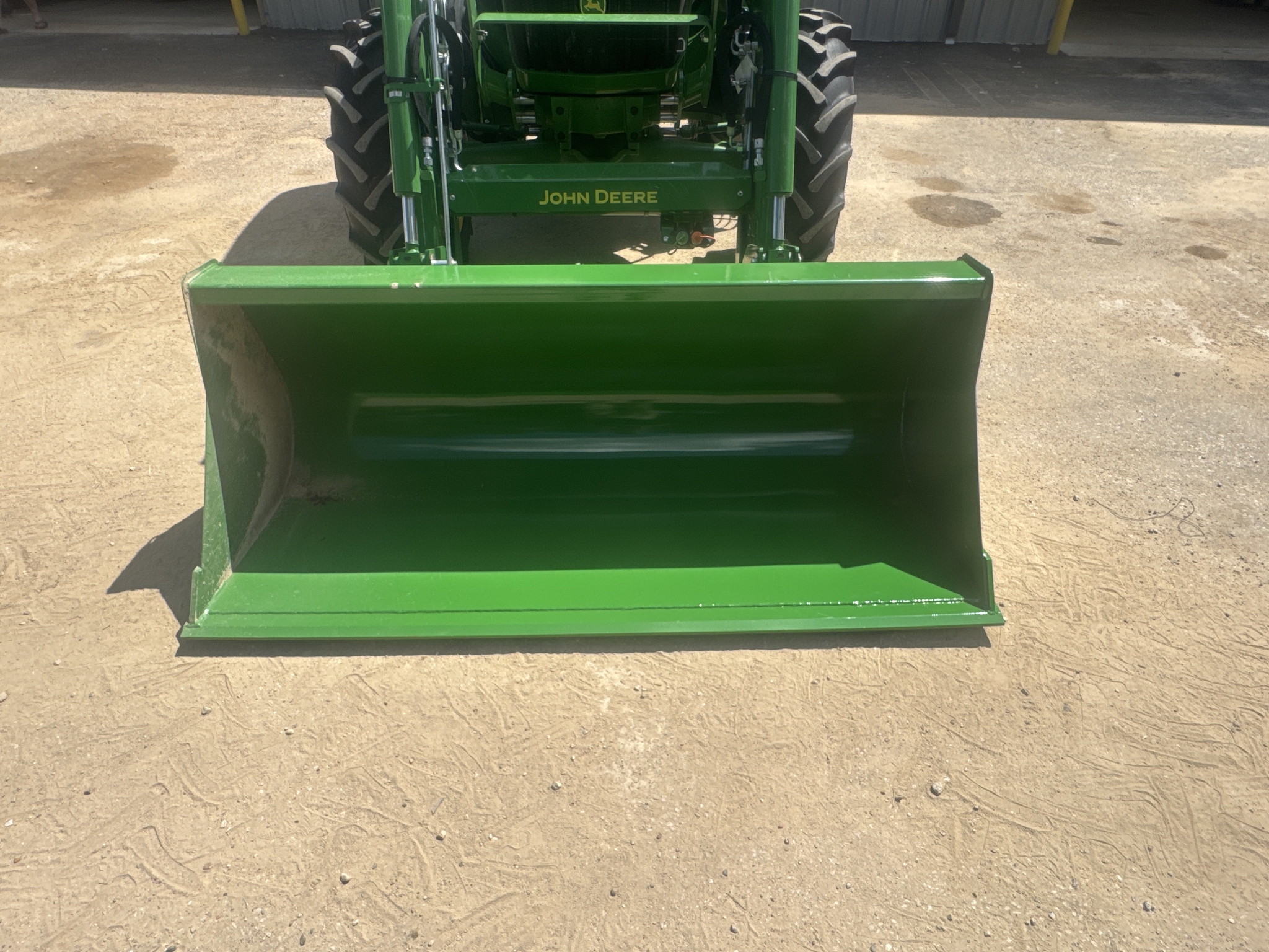 2024 John Deere 5075E Premium CAB Image 15