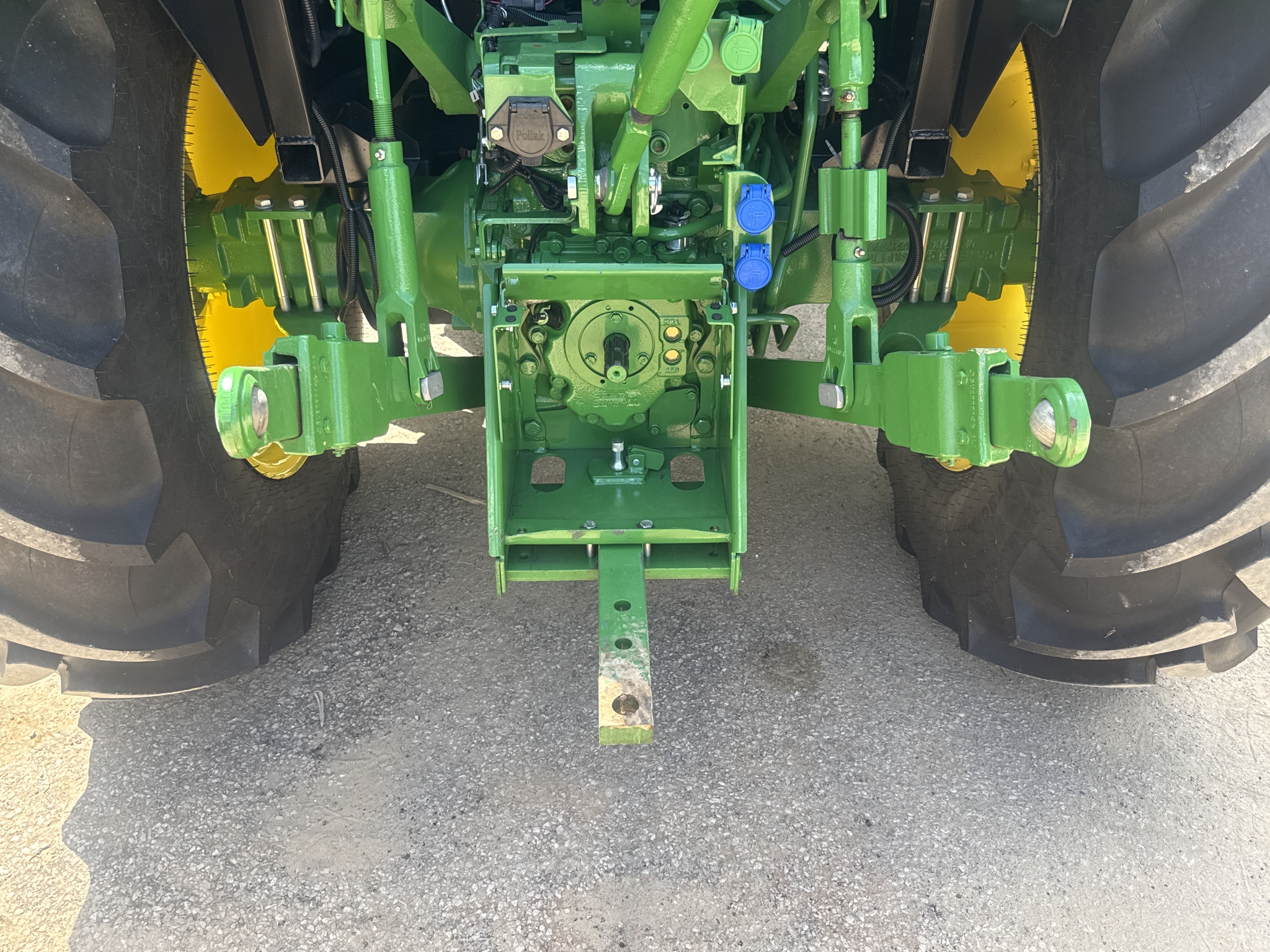 2024 John Deere 5075E Premium CAB Image 11