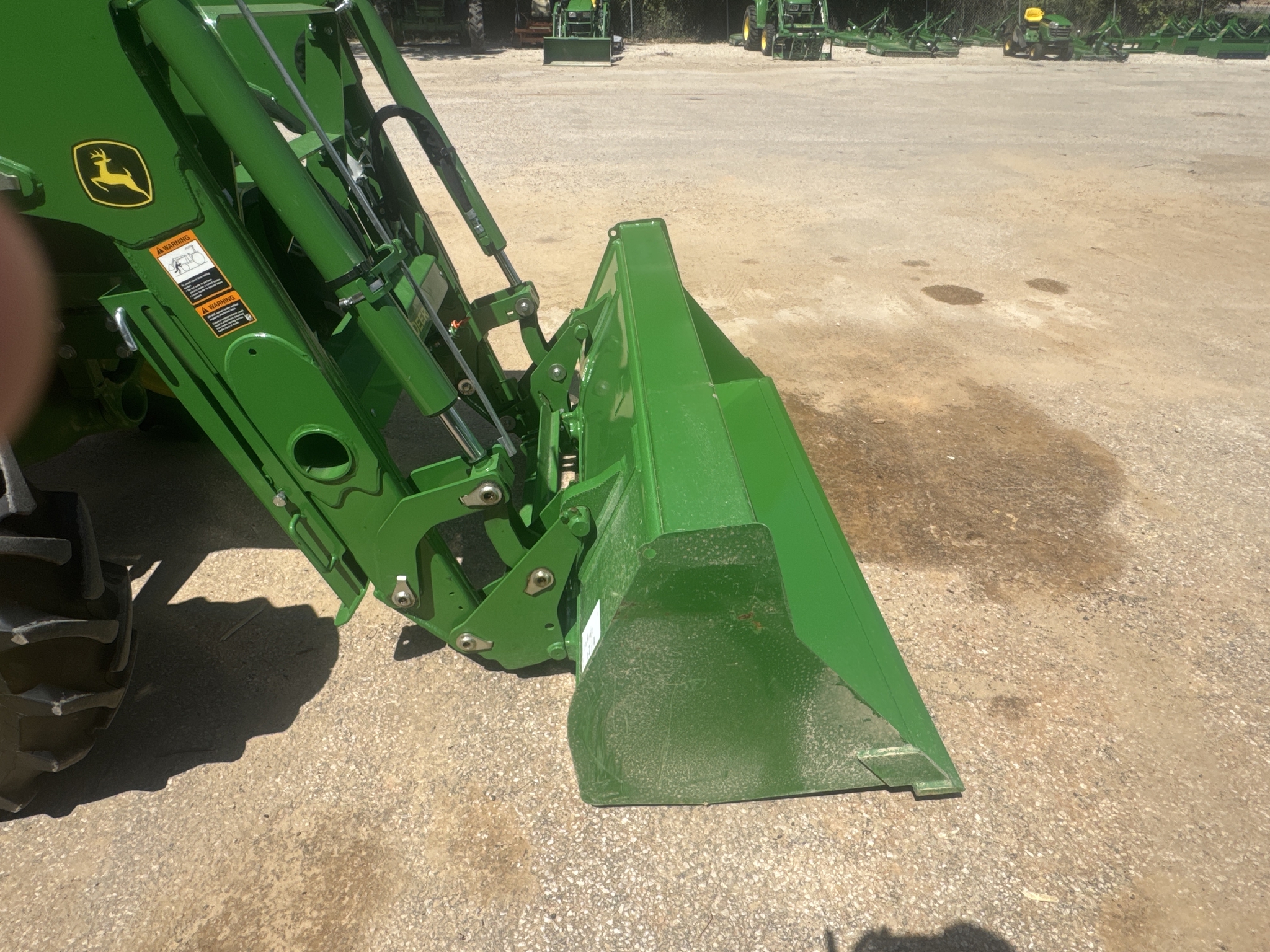 2024 John Deere 5075E Premium CAB Image 17