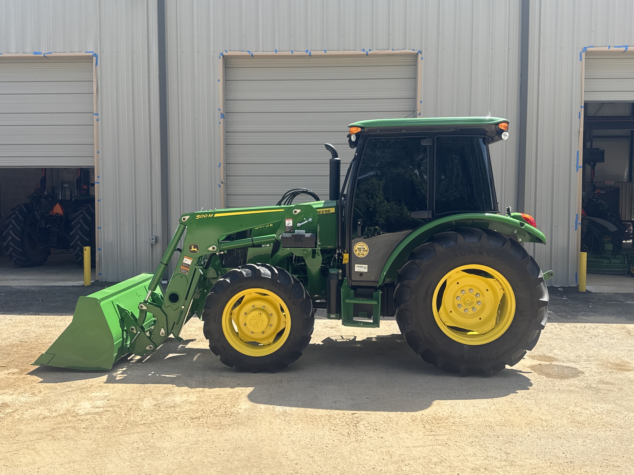 2024 John Deere 5075E Premium CAB Image 1