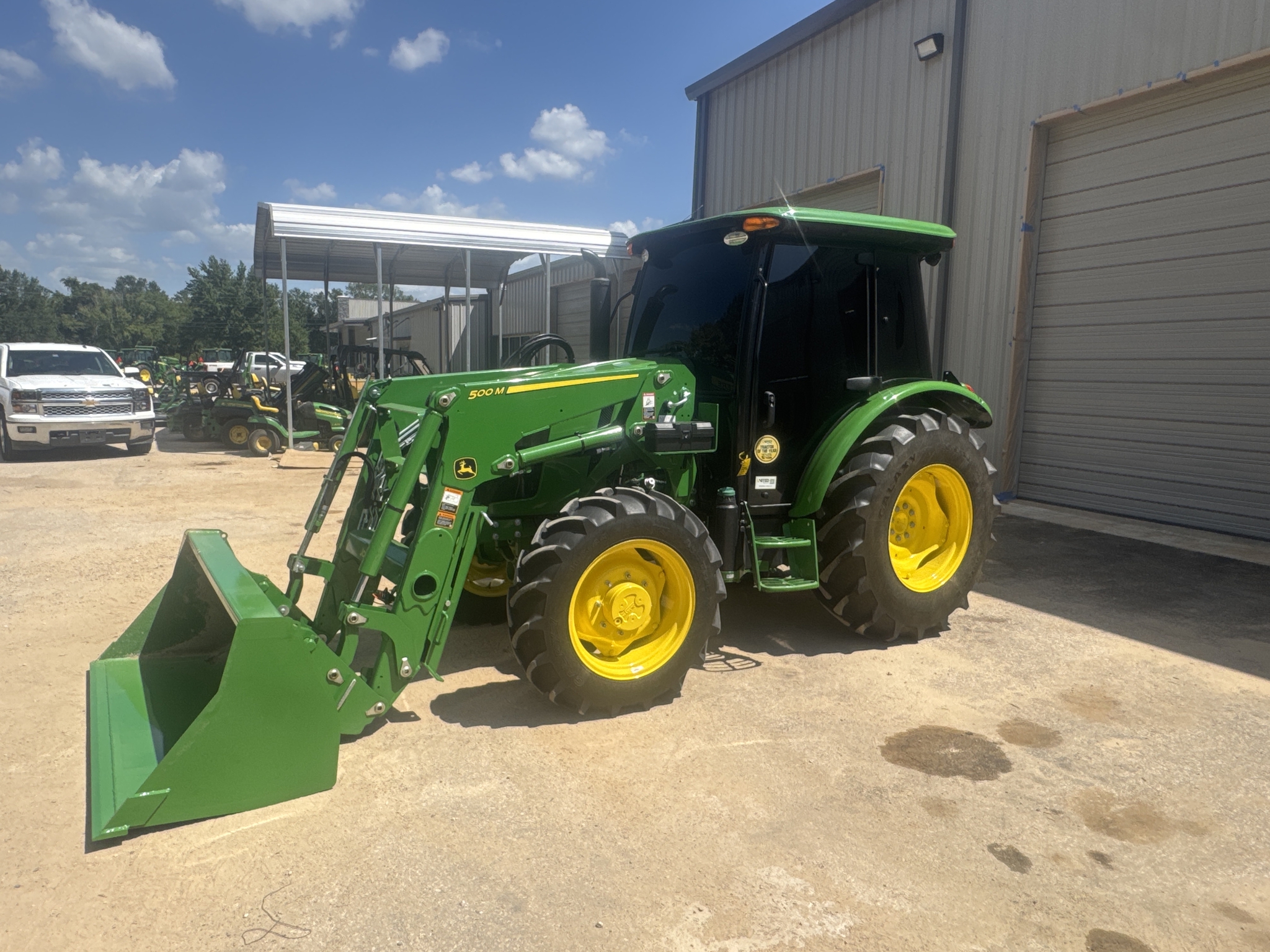 2024 John Deere 5075E Premium CAB Image 2
