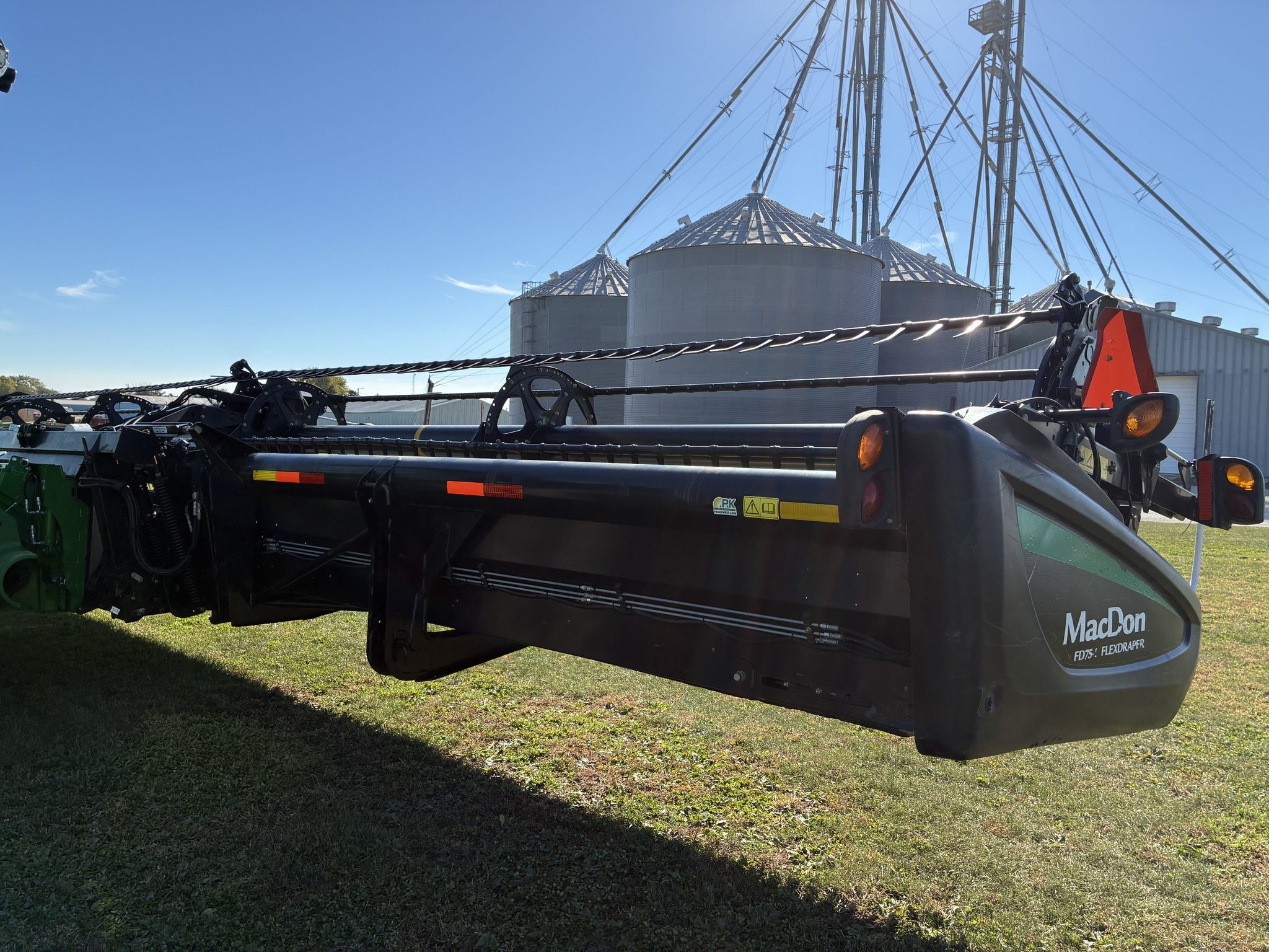 2013 MacDon FD75-40 Image 6