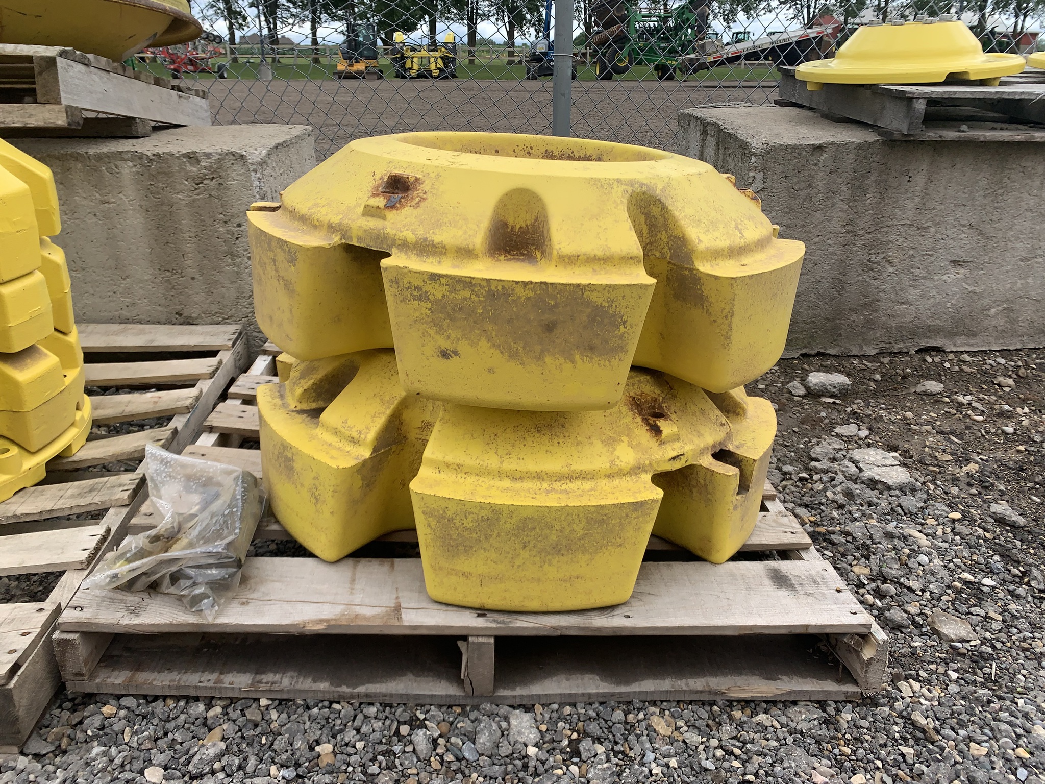 John Deere 405KG Inside Image 1