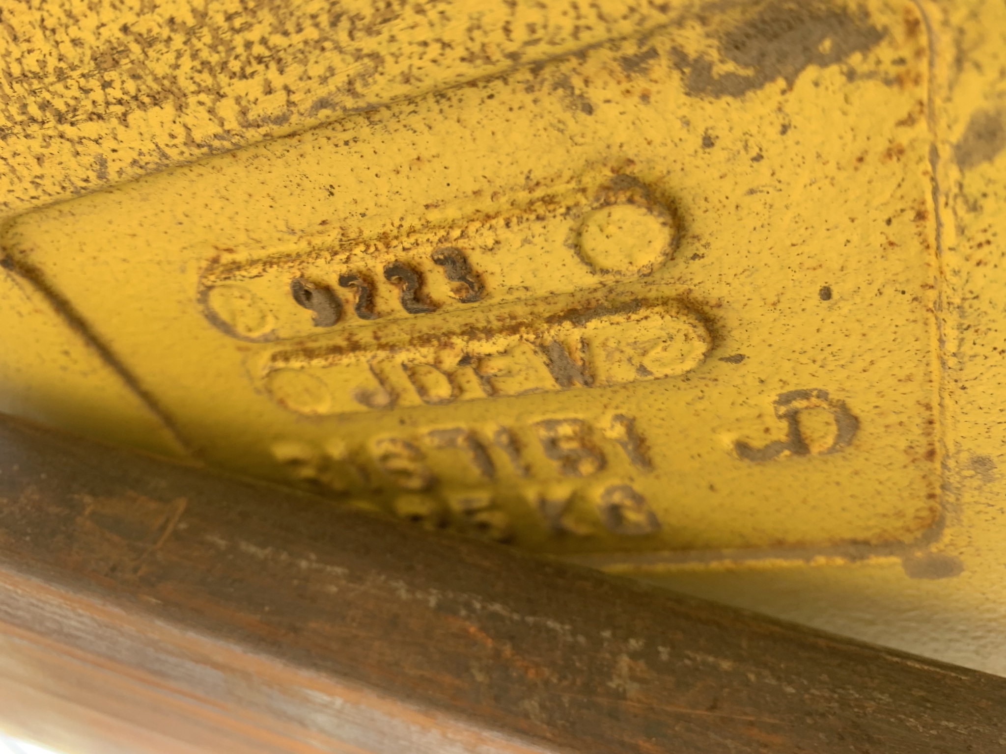 John Deere 405KG Inside Image 3