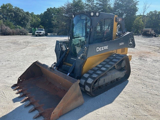 2022 John Deere 325G Image 1
