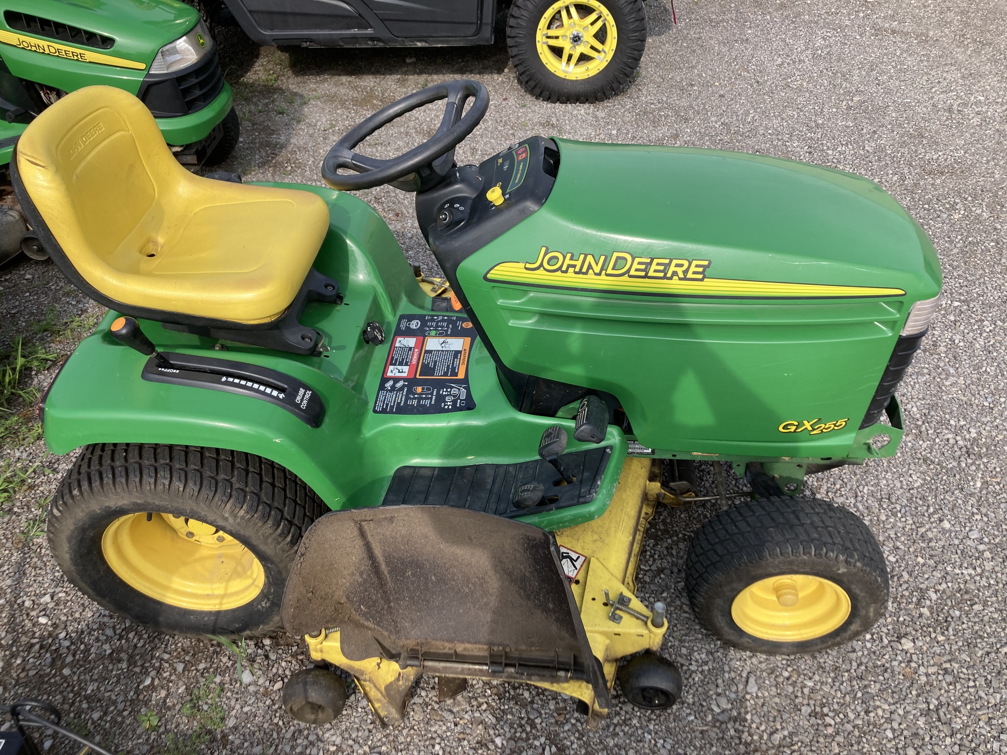 2005 John Deere GX255 Image 4
