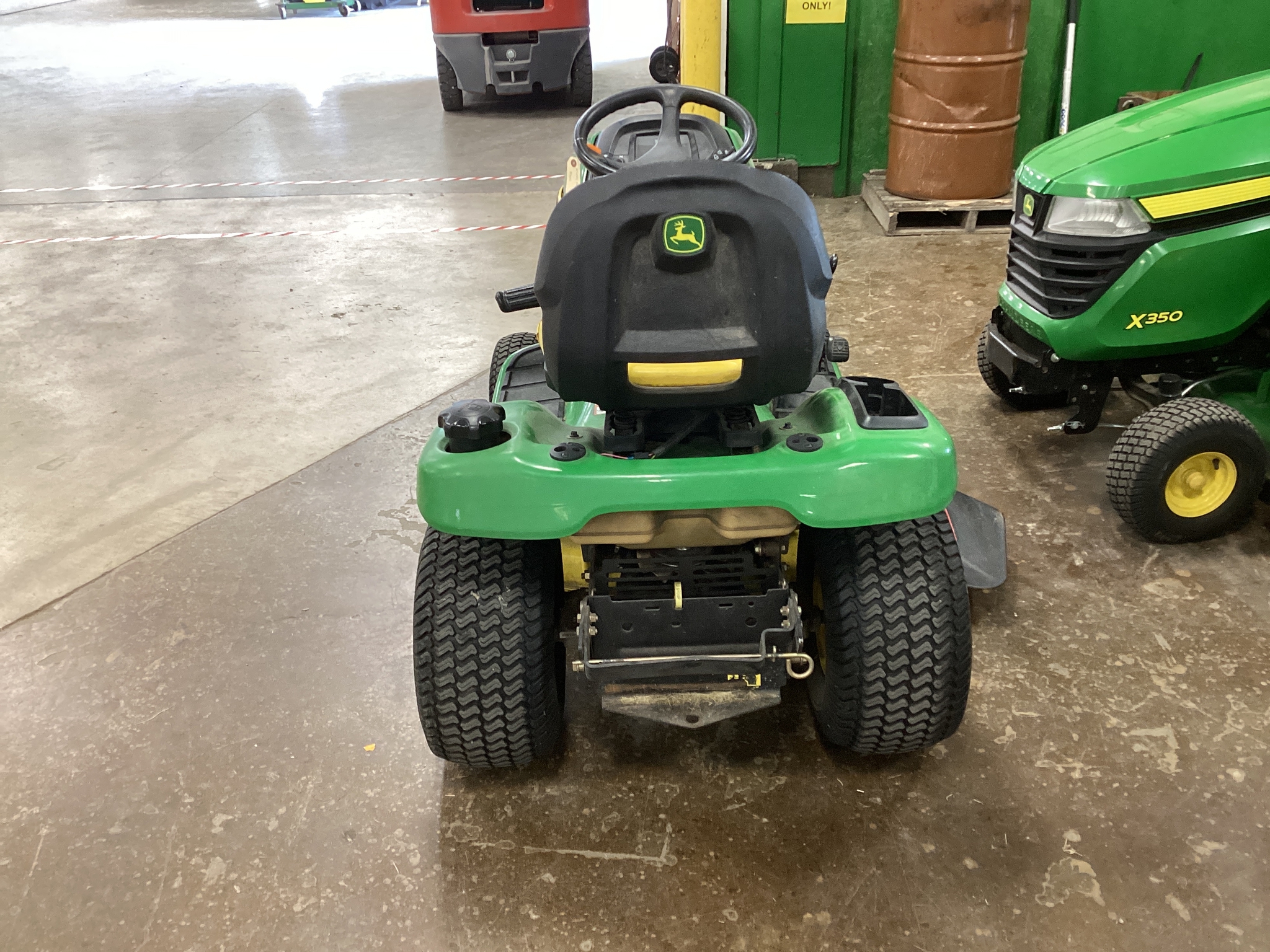 2009 John Deere X300 Image 4