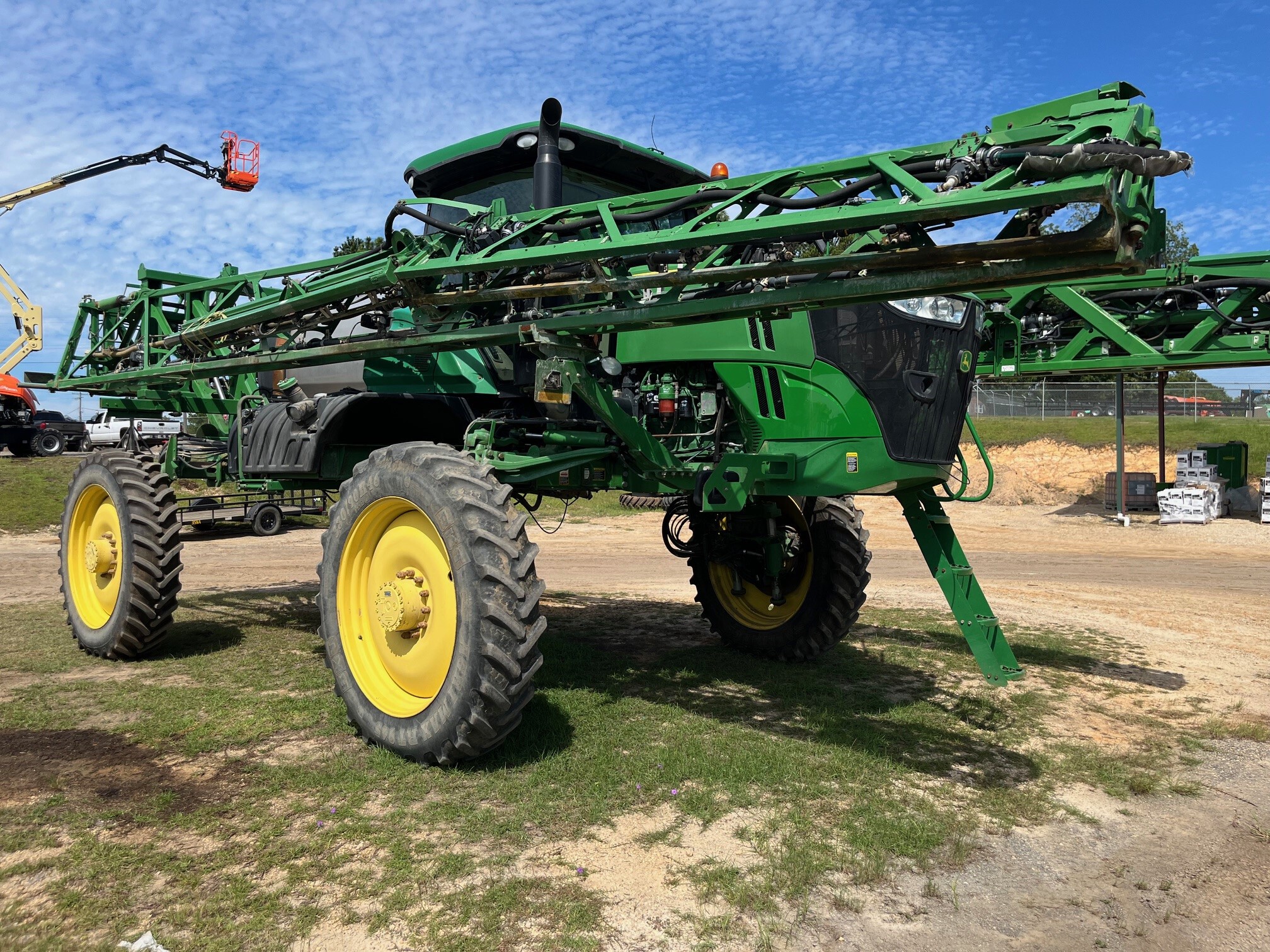 2014 John Deere R4030 Image 4