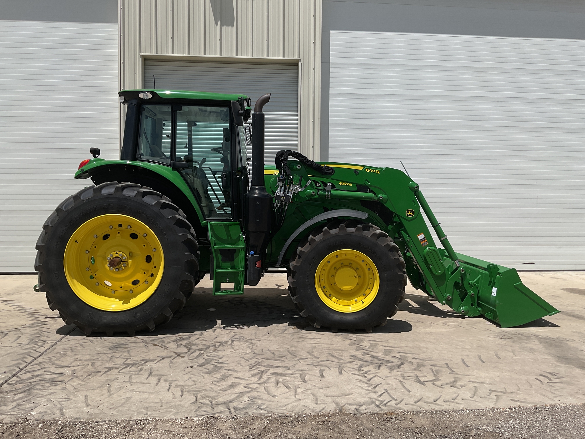 2022 John Deere 6155M Image 3