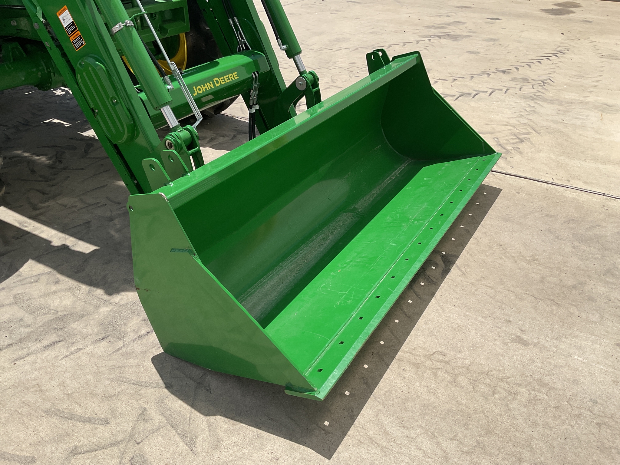 2022 John Deere 6155M Image 23