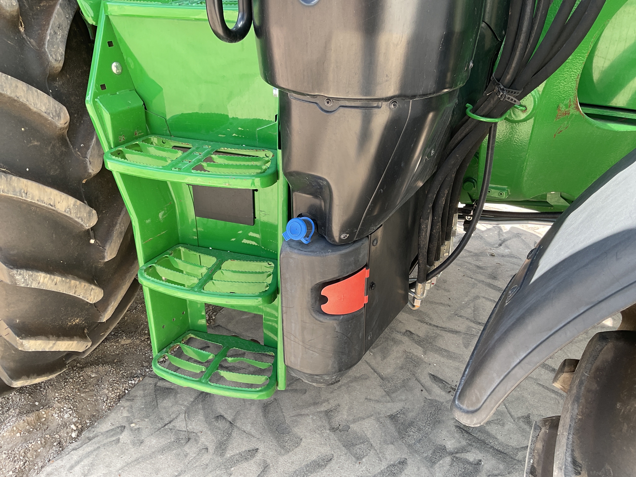 2022 John Deere 6155M Image 20