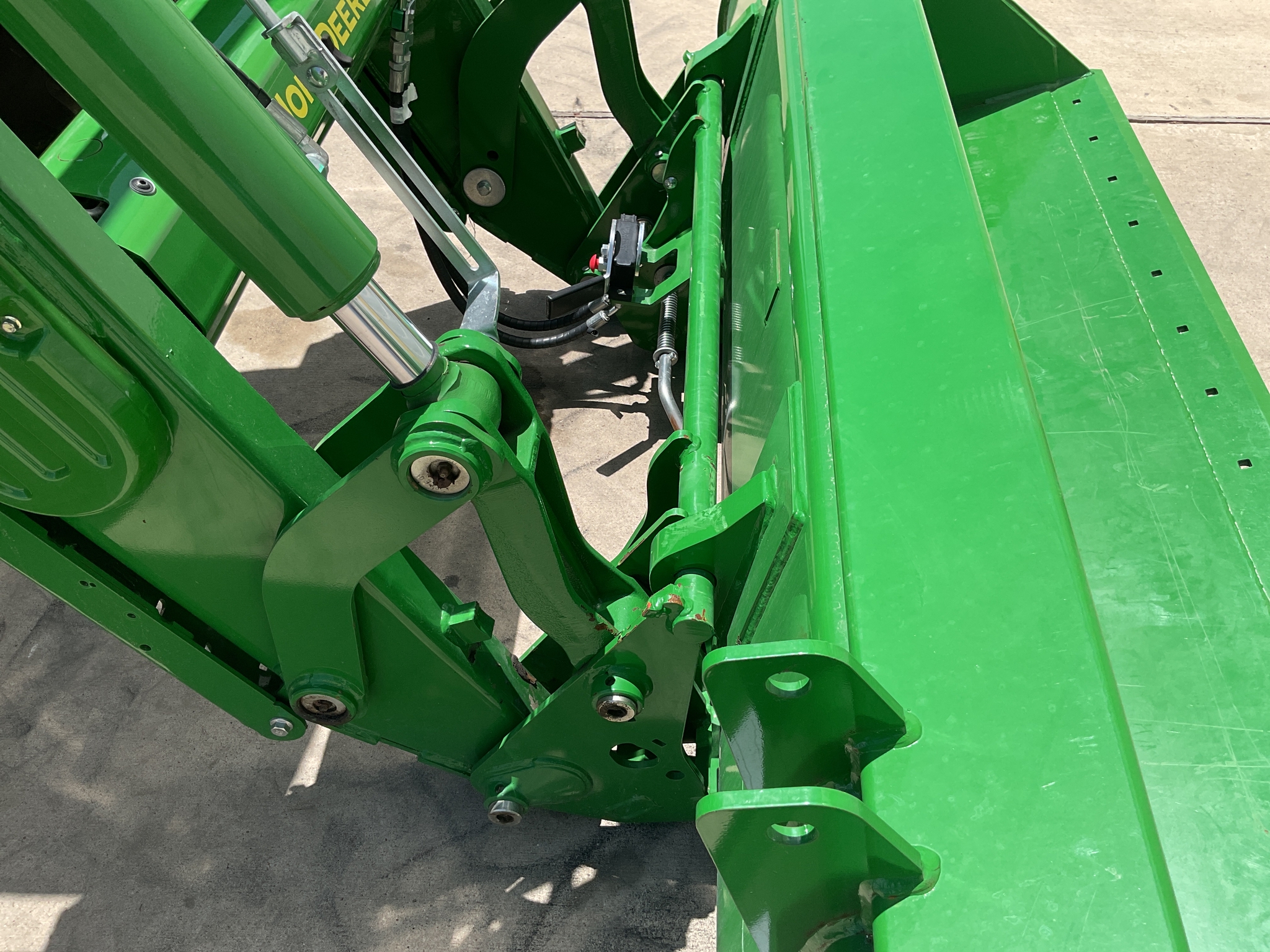 2022 John Deere 6155M Image 22