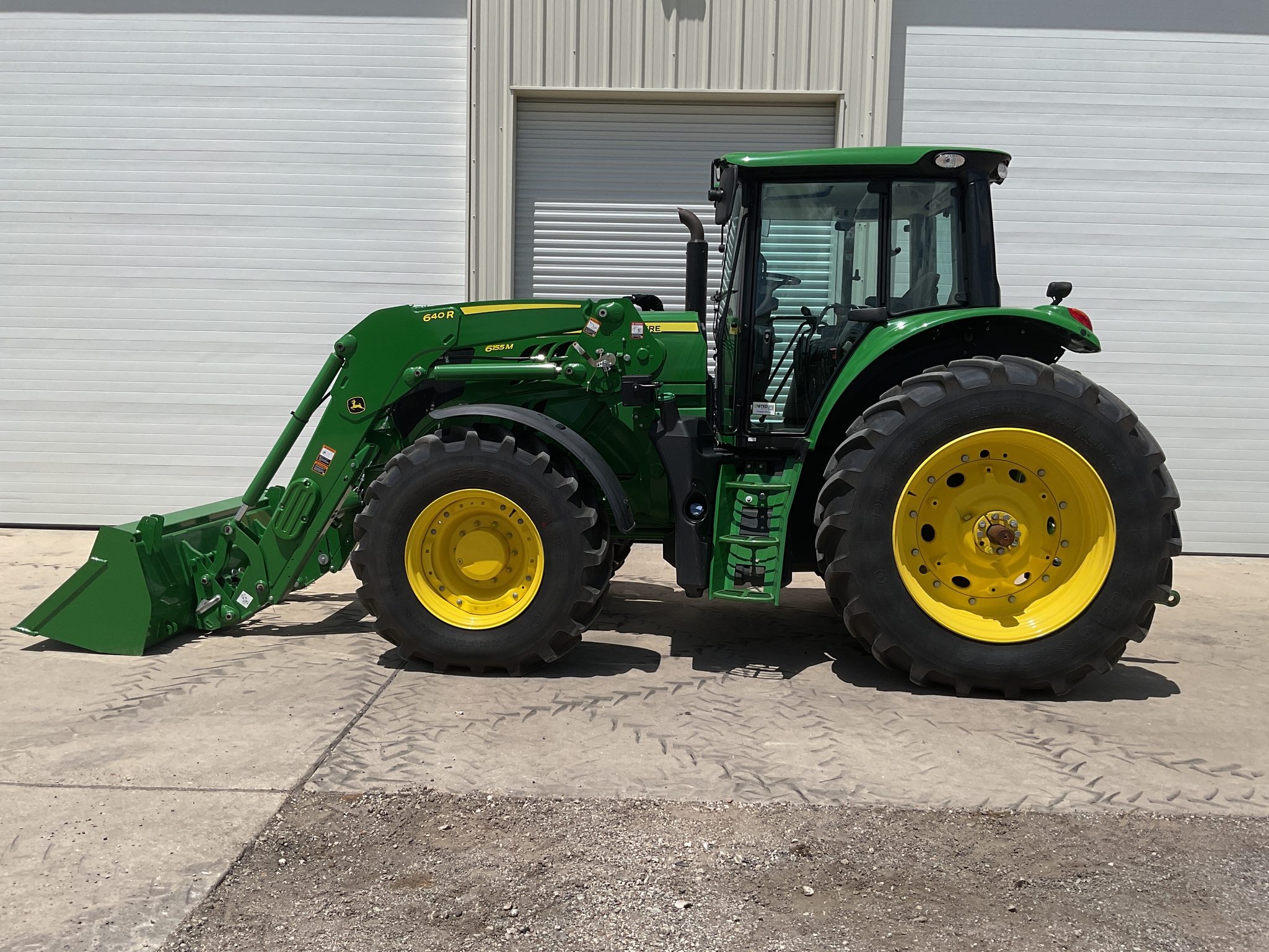 2022 John Deere 6155M Image 1