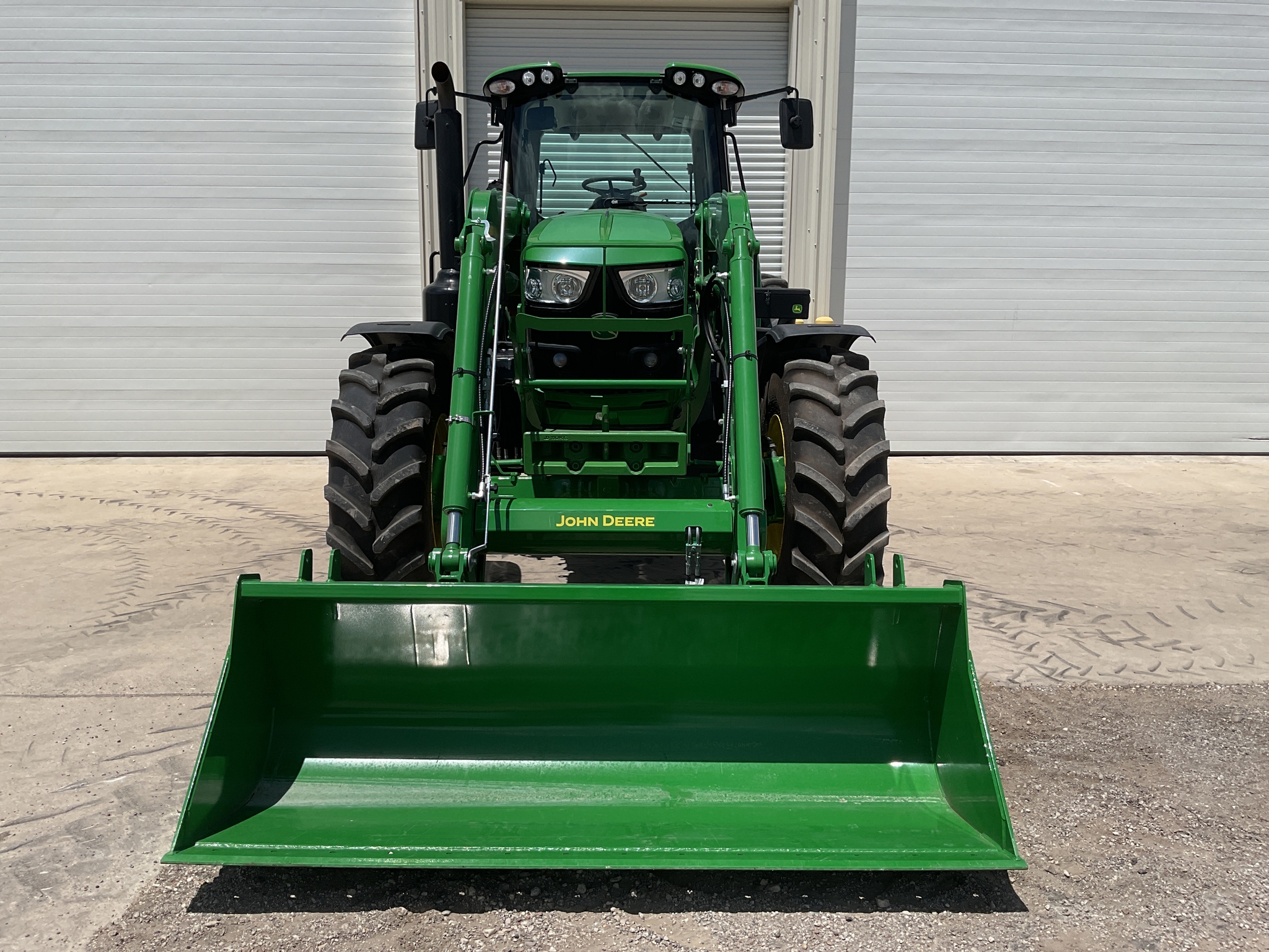2022 John Deere 6155M Image 2
