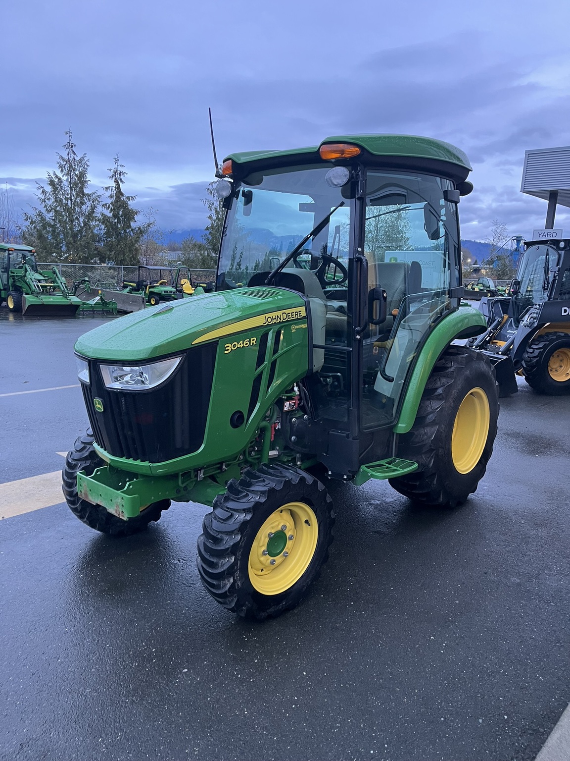 2023 John Deere 3046R Image 2