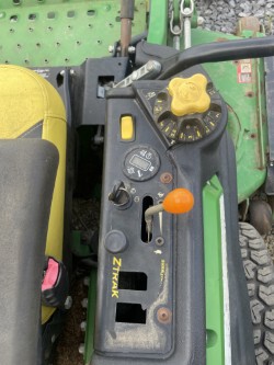 2020 John Deere Z960M Image 4