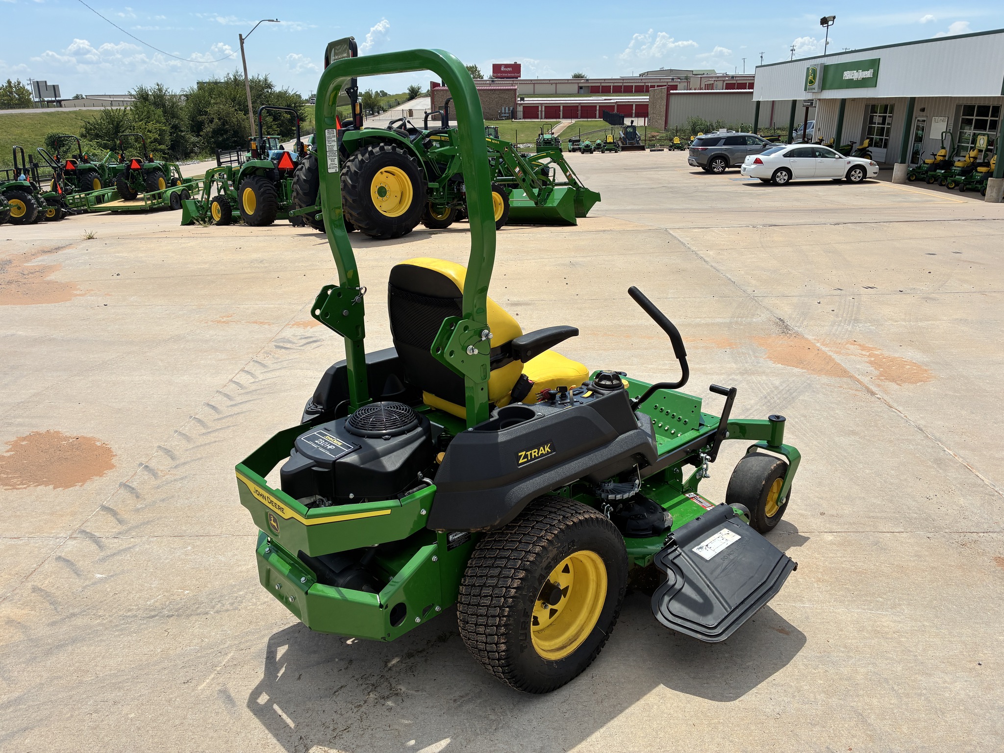 2024 John Deere Z720E Image 5