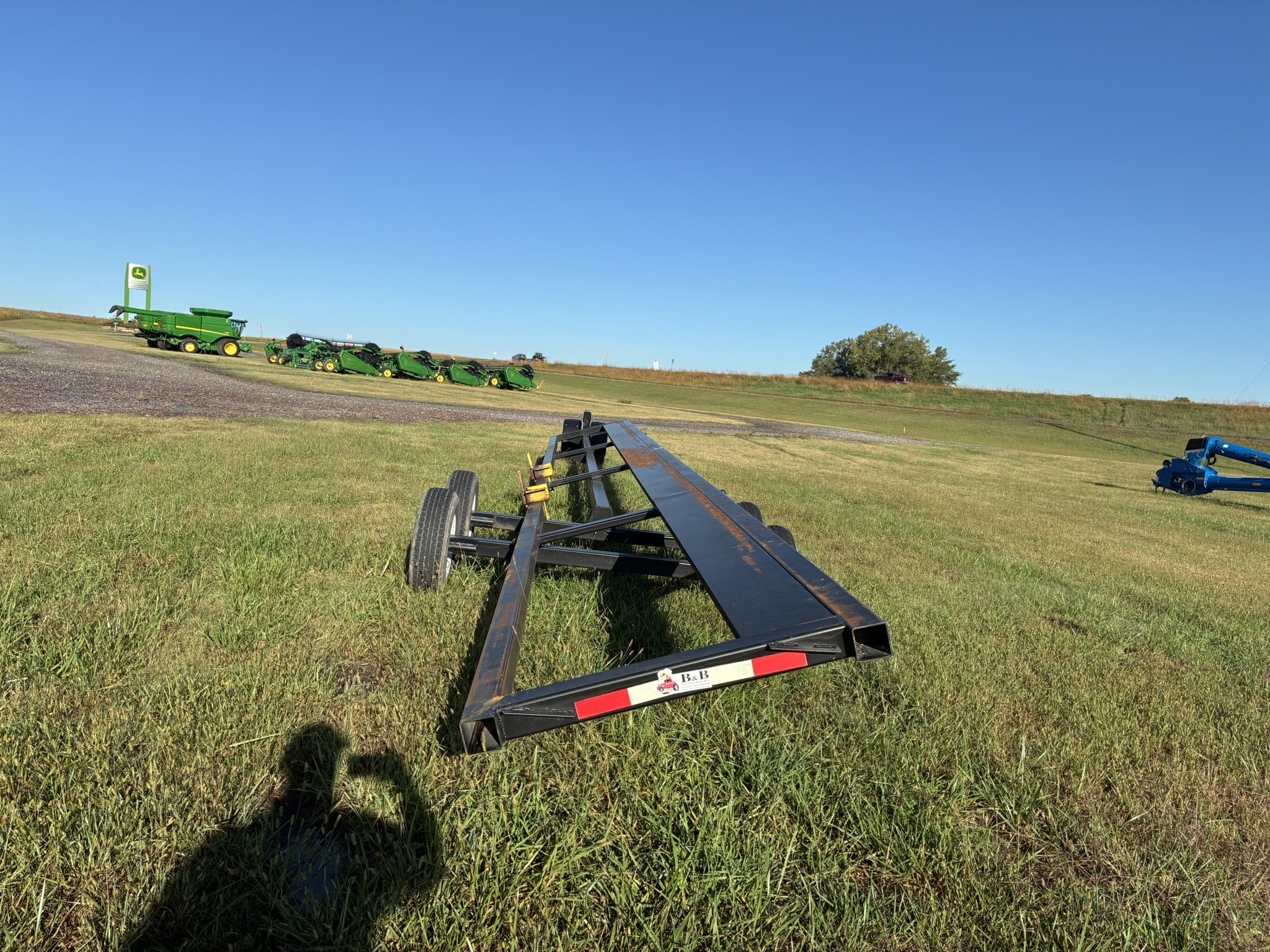2015 B&B 40' Solid tandem axel Image 4