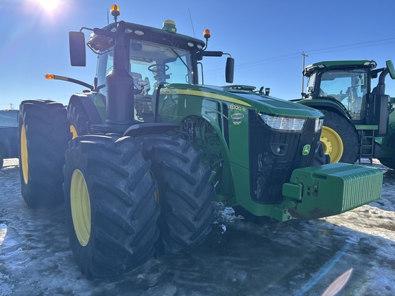 Used 2018 John Deere 8320R Row Crop Tractors at Horizon Ag & Turf in Lloydminster, AB - Photo2