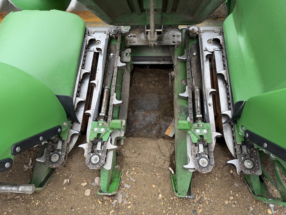 2024 John Deere C12R - Photo25