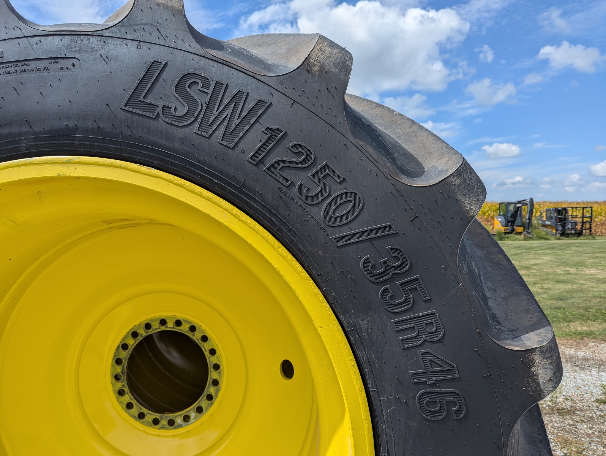 2024 Goodyear LSW 1250/35R46 Image 3